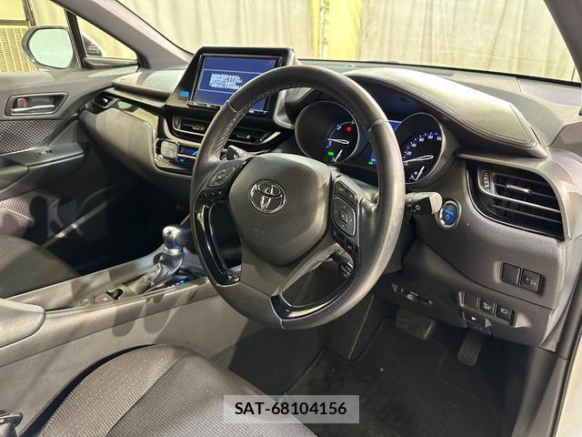 Toyota C-HR 2017-03 7937478-19