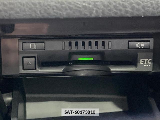 Toyota CAMRY 2017-08 7934137-6