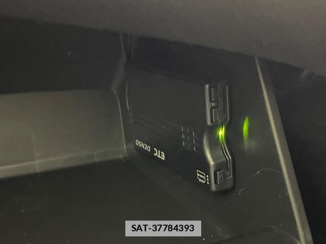 Toyota CAMRY 2017-08 7935334-6
