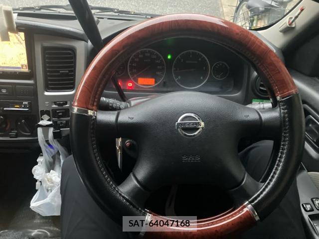 Nissan Caravan 2008-09 7934704-11