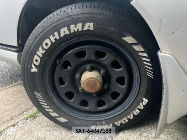 Nissan Caravan 2008-09 7934704-5