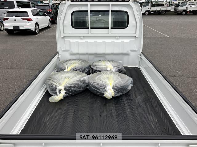 Suzuki CARRY TRUCK 2023-03 7936800-7
