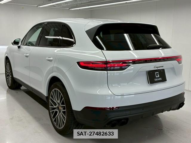 Porsche CAYENNE 2022-11 7935081-10
