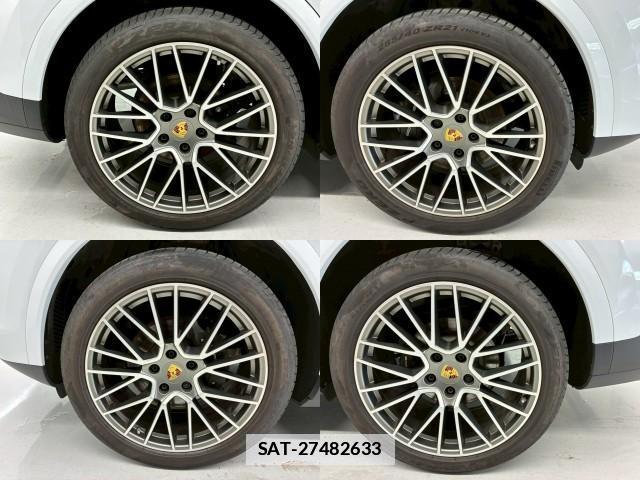 Porsche CAYENNE 2022-11 7935081-19