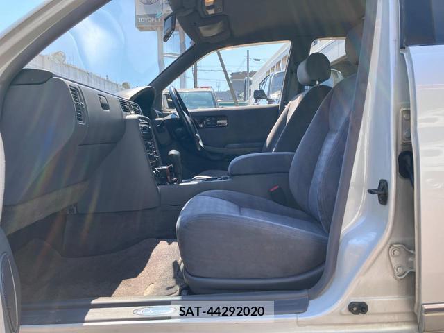Nissan CIMA 1994-09 7935747-17