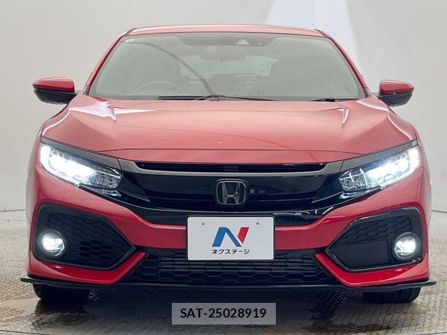 Honda CIVIC 2019-08 7937204-16