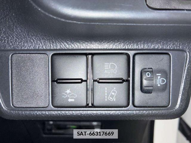 Toyota COROLLA AXIO 2021-09 7935992-10