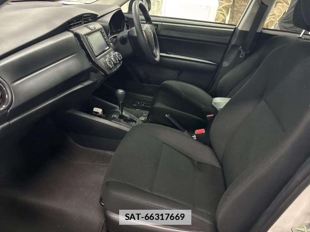Toyota COROLLA AXIO 2021-09 7935992-4