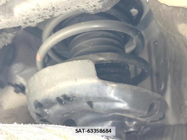 Toyota COROLLA CROSS 2024-04 7935050-19
