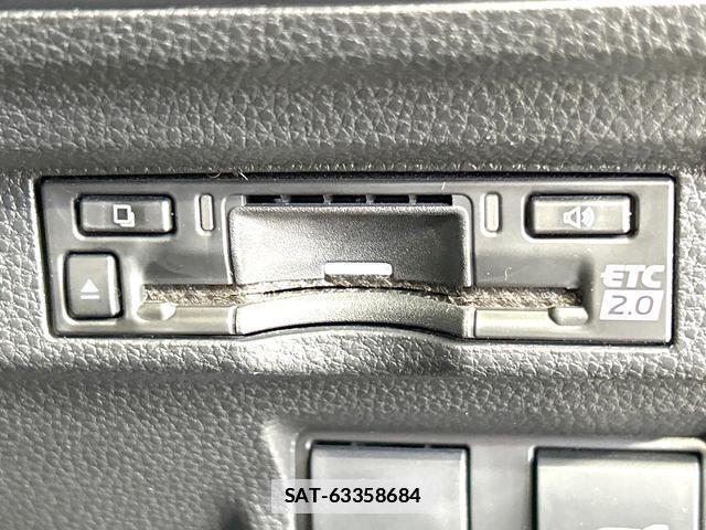 Toyota COROLLA CROSS 2024-04 7935050-5