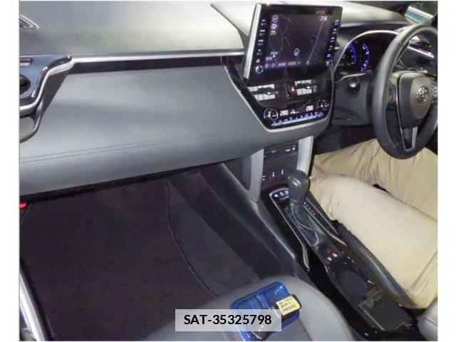 Toyota COROLLA CROSS 2023-04 7936621-3