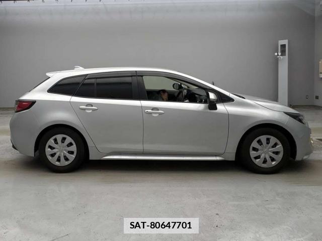 Toyota COROLLA TOURING 2023-06 7936598-12