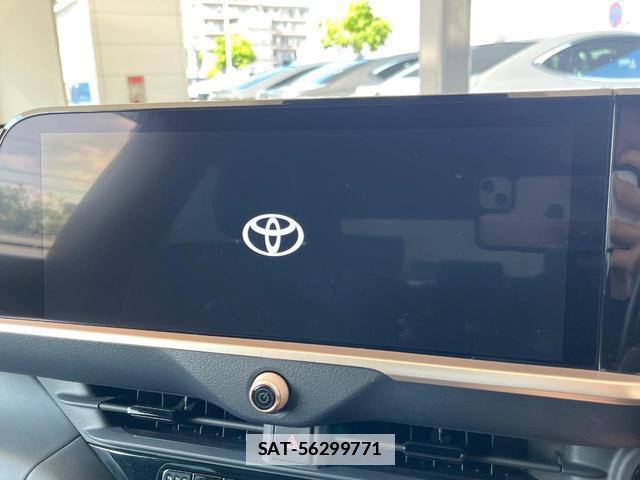 Toyota Crown Crossover 2023-06 7936537-2