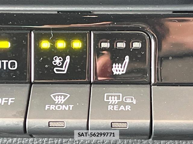 Toyota Crown Crossover 2023-06 7936537-5