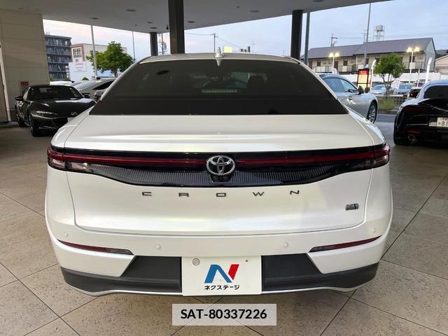 Toyota Crown Crossover 2023-01 7936539-15