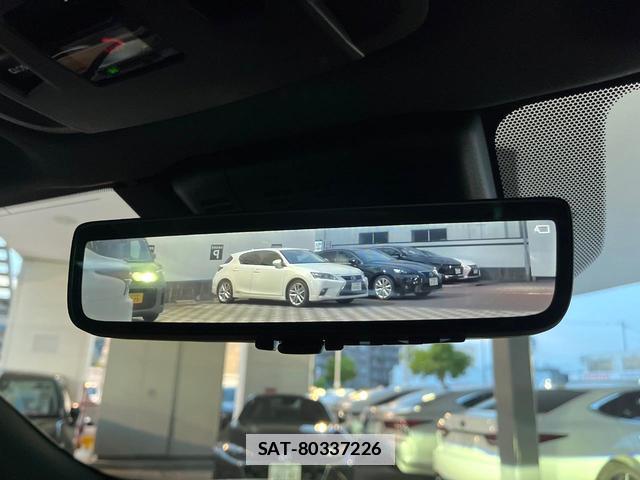 Toyota Crown Crossover 2023-01 7936539-3