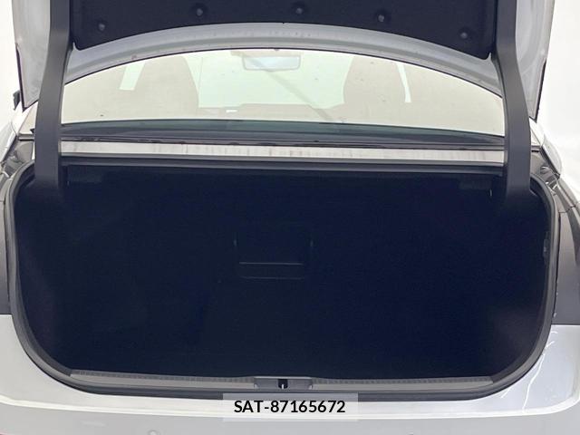 Toyota Crown Crossover 2023-10 7937198-15
