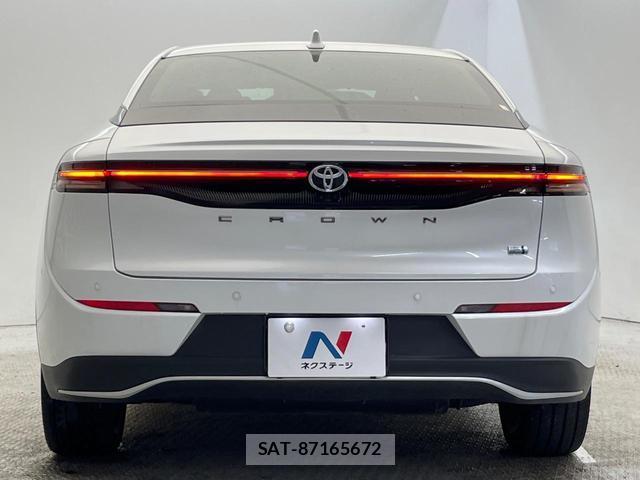 Toyota Crown Crossover 2023-10 7937198-17