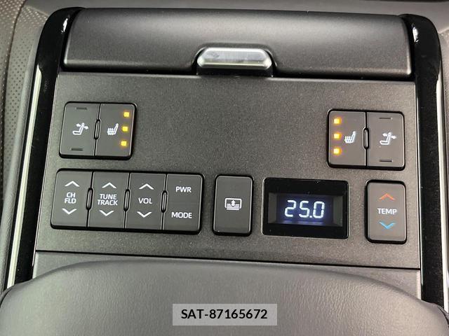 Toyota Crown Crossover 2023-10 7937198-3