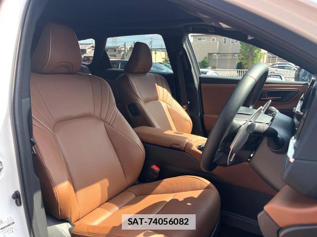 Toyota CROWN ESTATE 2025-07 7934540-7
