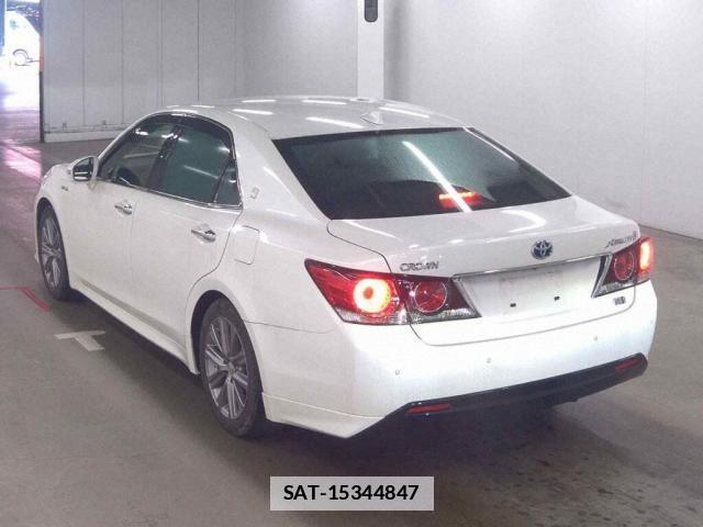 Toyota CROWN HYBRID 2015-10 7936564-1