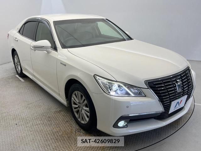 Toyota CROWN HYBRID 2013-12 7937199-16