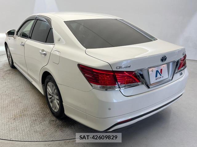 Toyota CROWN HYBRID 2013-12 7937199-17