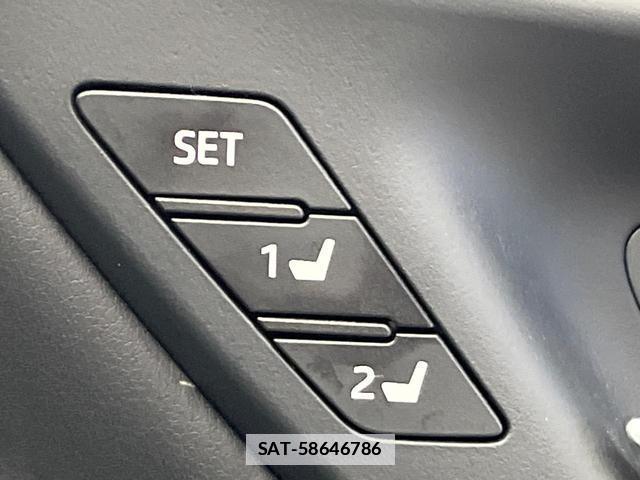 Toyota CROWN HYBRID 2019-06 7937203-10