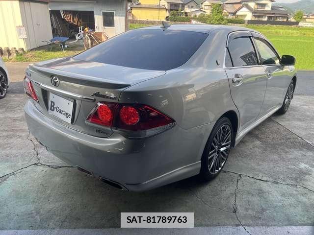 Toyota CROWN 2012-02 7933997-15
