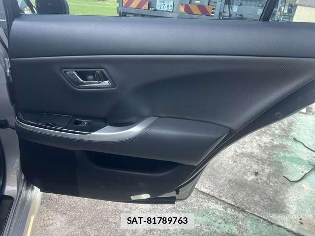 Toyota CROWN 2012-02 7933997-19