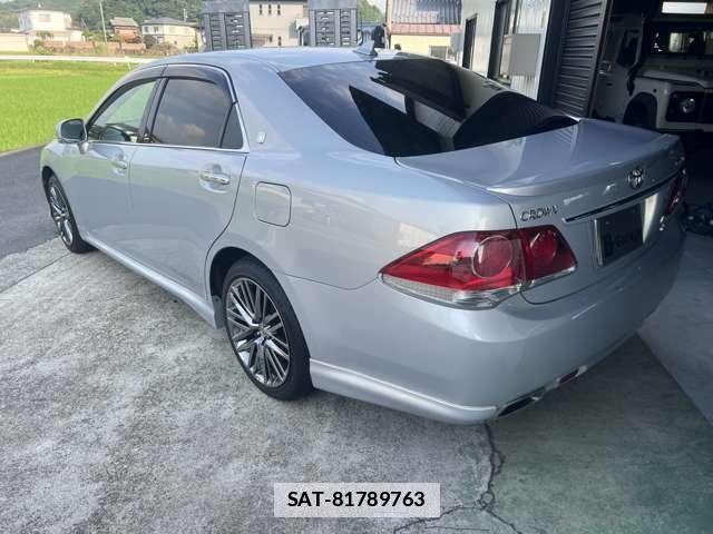 Toyota CROWN 2012-02 7933997-2