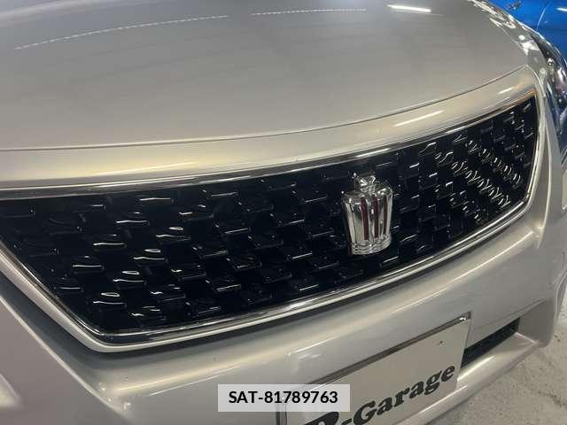 Toyota CROWN 2012-02 7933997-6
