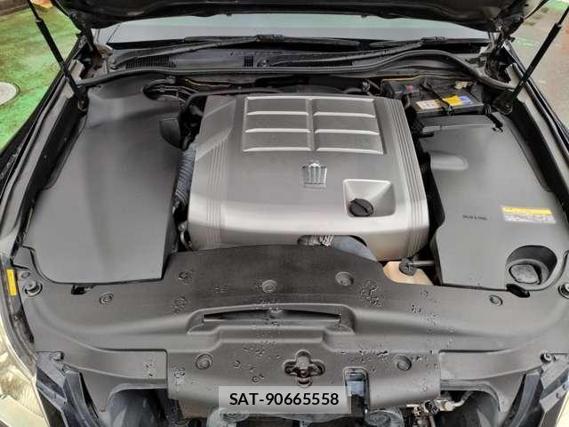 Toyota CROWN 2010-06 7935038-10