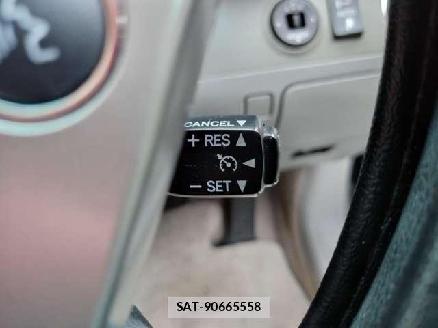 Toyota CROWN 2010-06 7935038-16