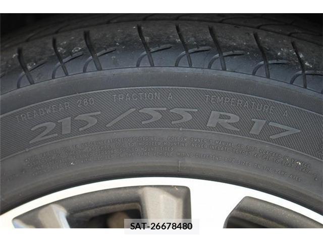 Toyota CROWN 2015-12 7935820-13