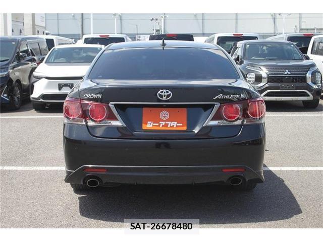 Toyota CROWN 2015-12 7935820-6