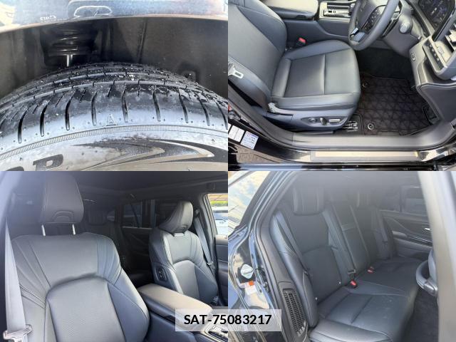 Toyota CROWN 2025-10 7936529-8