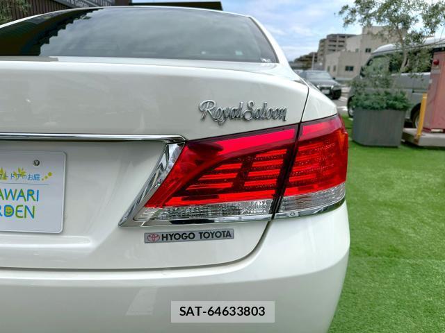 Toyota CROWN 2013-03 7936636-19