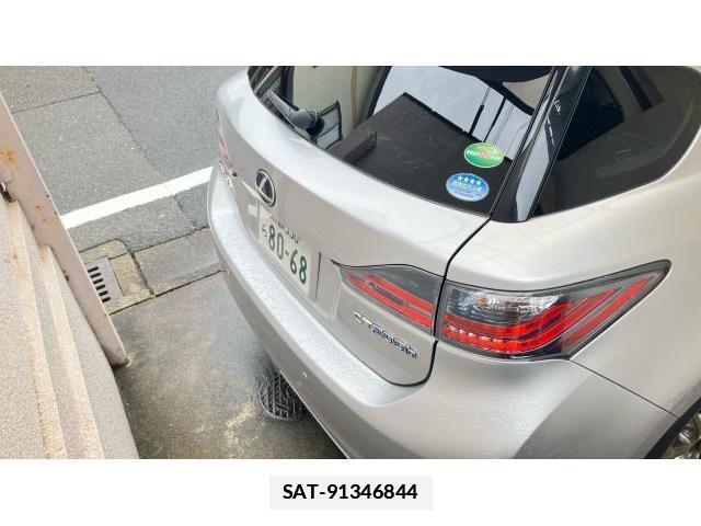Lexus CT 2013-12 7936292-11