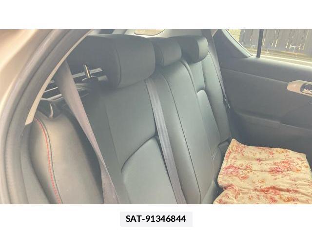 Lexus CT 2013-12 7936292-13