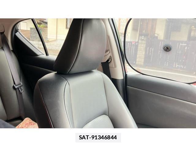 Lexus CT 2013-12 7936292-4