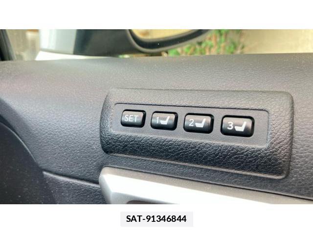 Lexus CT 2013-12 7936292-5