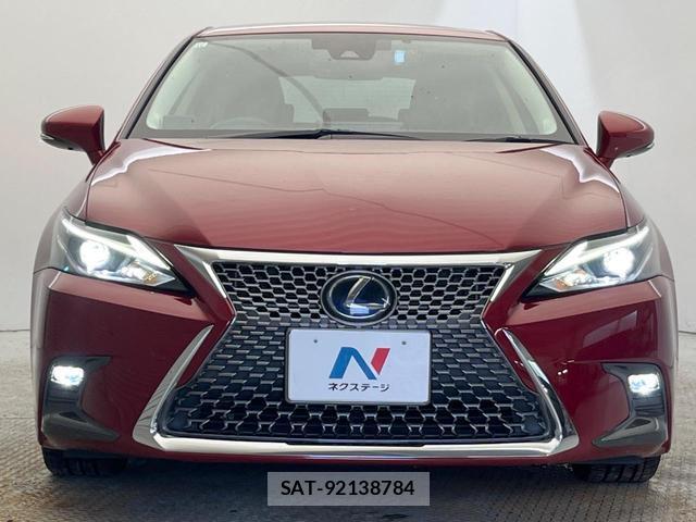 Lexus CT 2017-11 7937194-16