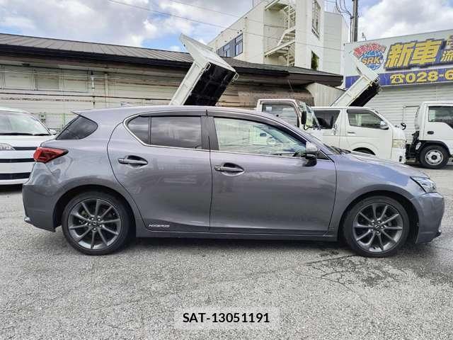 Lexus CT 2019-03 7937438-8