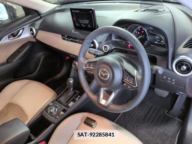 Mazda CX-3 2023-08 7933892-2