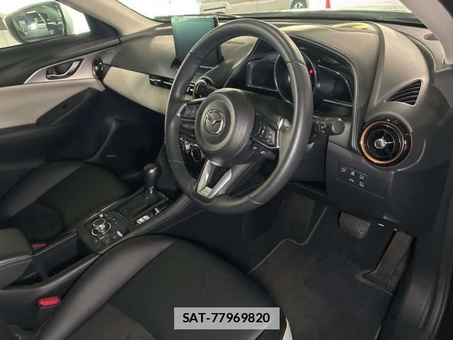 Mazda CX-3 2023-11 7936509-3