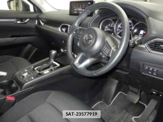 Mazda CX-5 2022-01 7936008-2