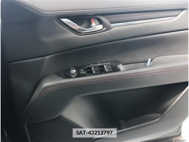 Mazda CX-5 2023-06 7936105-5