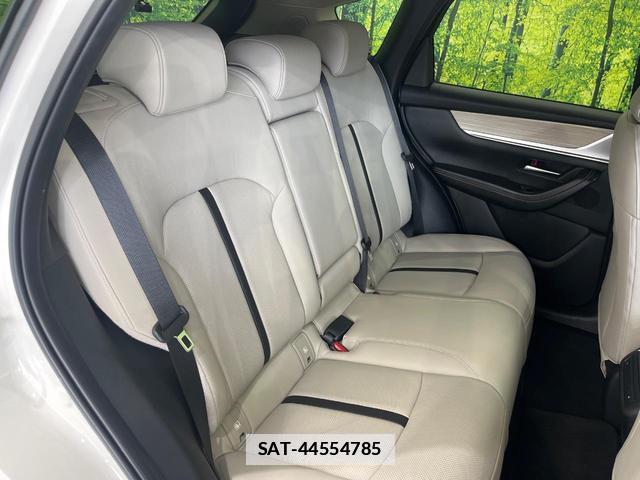 Mazda CX-60 2023-06 7936773-8