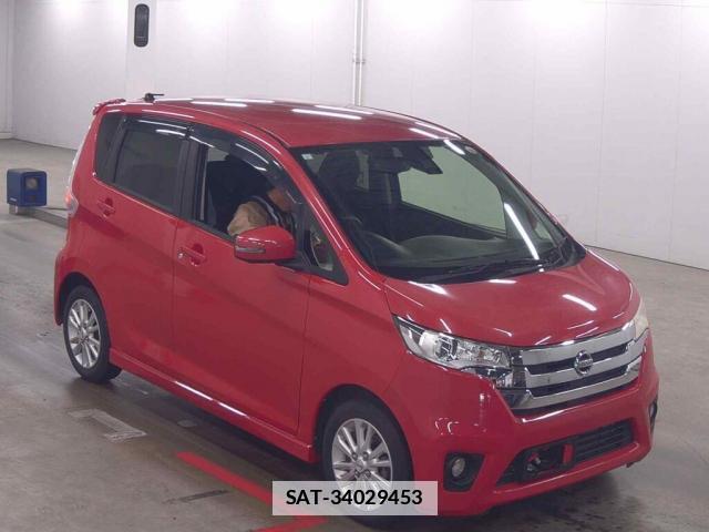 Nissan DAYZ 2015-01 7936573-0